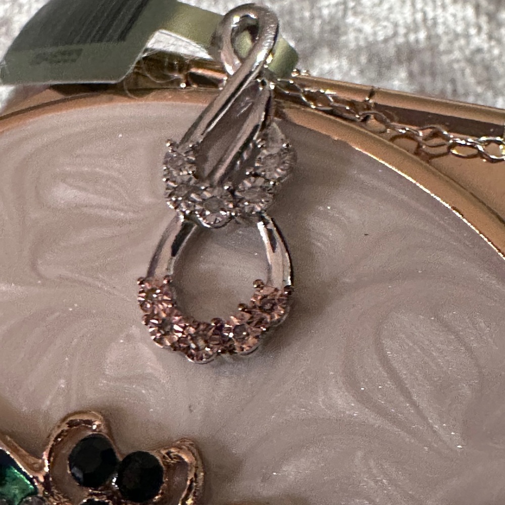 SOLD. Very Pretty Genuine Diamond Infinity Pendant NWT - Picture 7 of 11